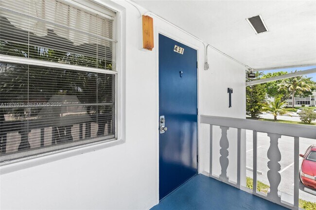 431 Markham S in Deerfield Beach, FL - Building Photo - Building Photo