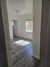 227 E 110th St in Los Angeles, CA - Building Photo - Building Photo