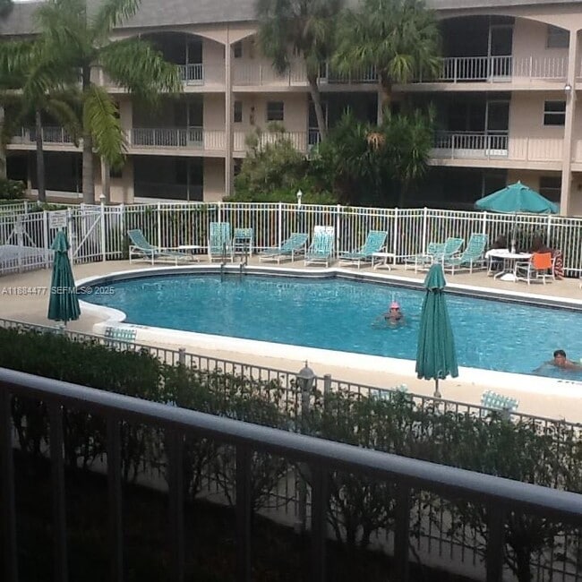 property at 541 Blue Heron Dr