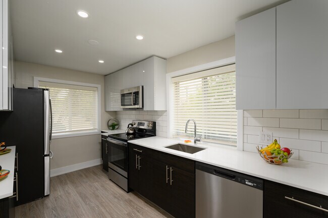 North Lane Apartments in Conshohocken, PA - Building Photo - Interior Photo