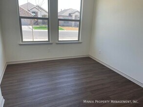 6009 Kauffman Dr in Odessa, TX - Foto de edificio - Building Photo