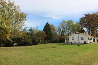 105 Thornton Rd in Oak Ridge, TN - Building Photo - Building Photo