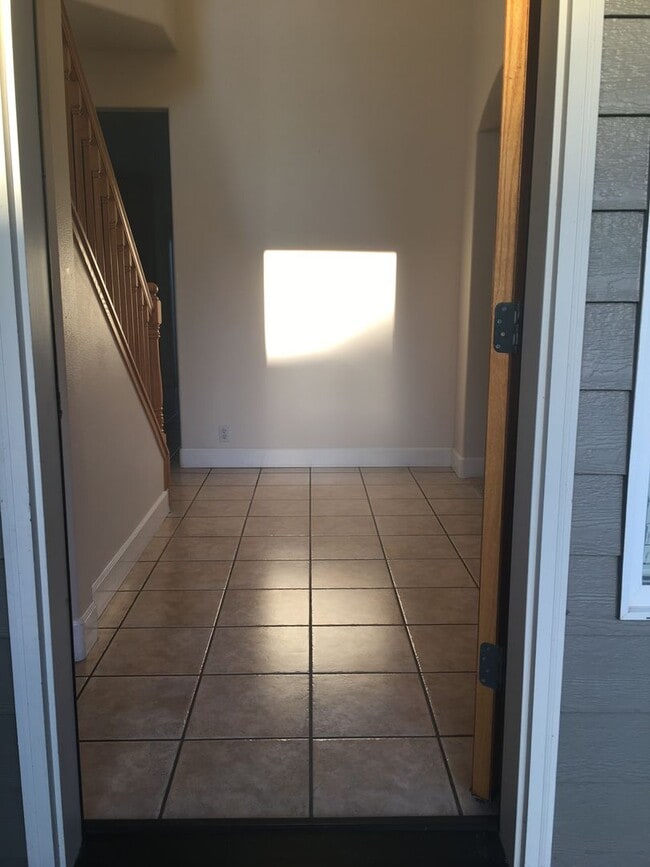2057 Berwin Ln in Eugene, OR - Building Photo - Building Photo