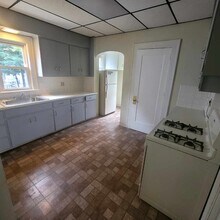 348 Ruckel Rd in Akron, OH - Building Photo - Building Photo