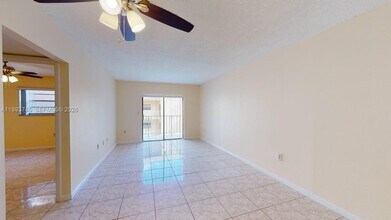 1955 NE 135th St in North Miami, FL - Building Photo - Building Photo