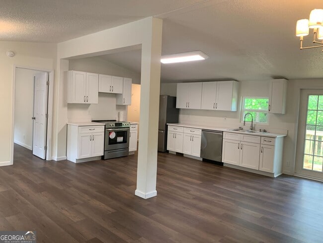 property at 862 Providence Church Spur