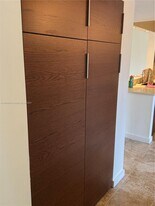 1811 Sabal Palm Dr, Unit 403 in Davie, FL - Building Photo