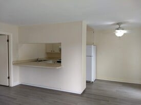 4804 Del Amo Blvd in Torrance, CA - Building Photo