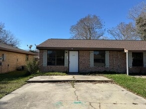109 Black Cir in Lafayette, LA - Building Photo - Building Photo