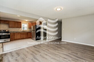 20019 Lexington in Redford Township, MI - Foto de edificio - Building Photo