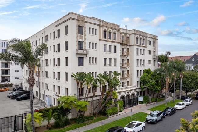 Wendover Apartments
