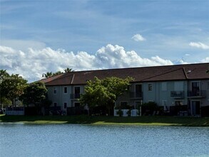 521 NE 33rd Terrace in Homestead, FL - Foto de edificio - Building Photo