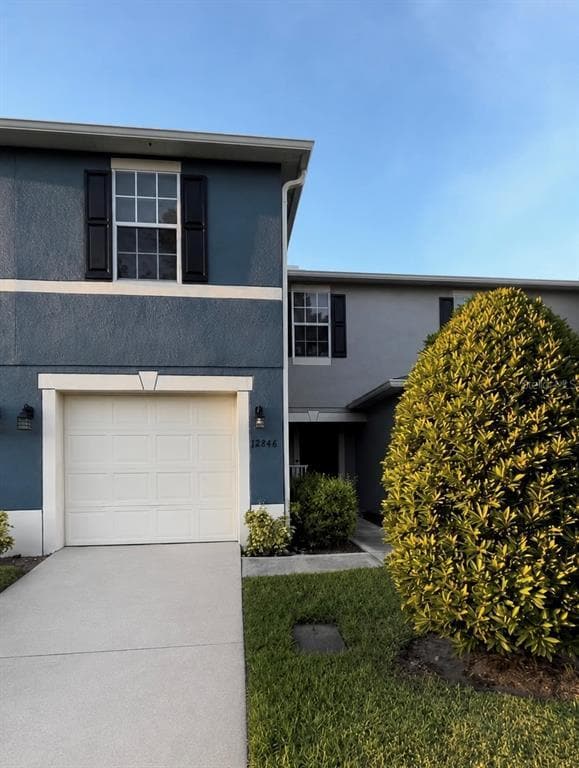 property at 12846 Lexington Ave