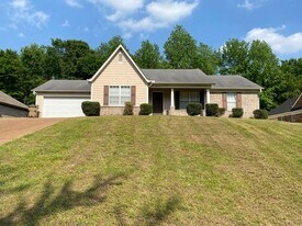 4274 Cedar Hills Rd in Memphis, TN - Building Photo