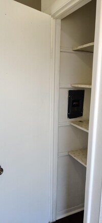 605 N Wolf Rd photo'