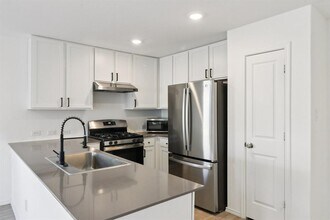 9028 James Bowie in Seguin, TX - Building Photo - Building Photo