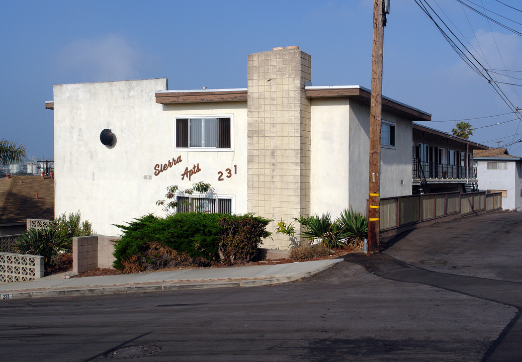 slerra aparts in El Segundo, CA - Foto de edificio