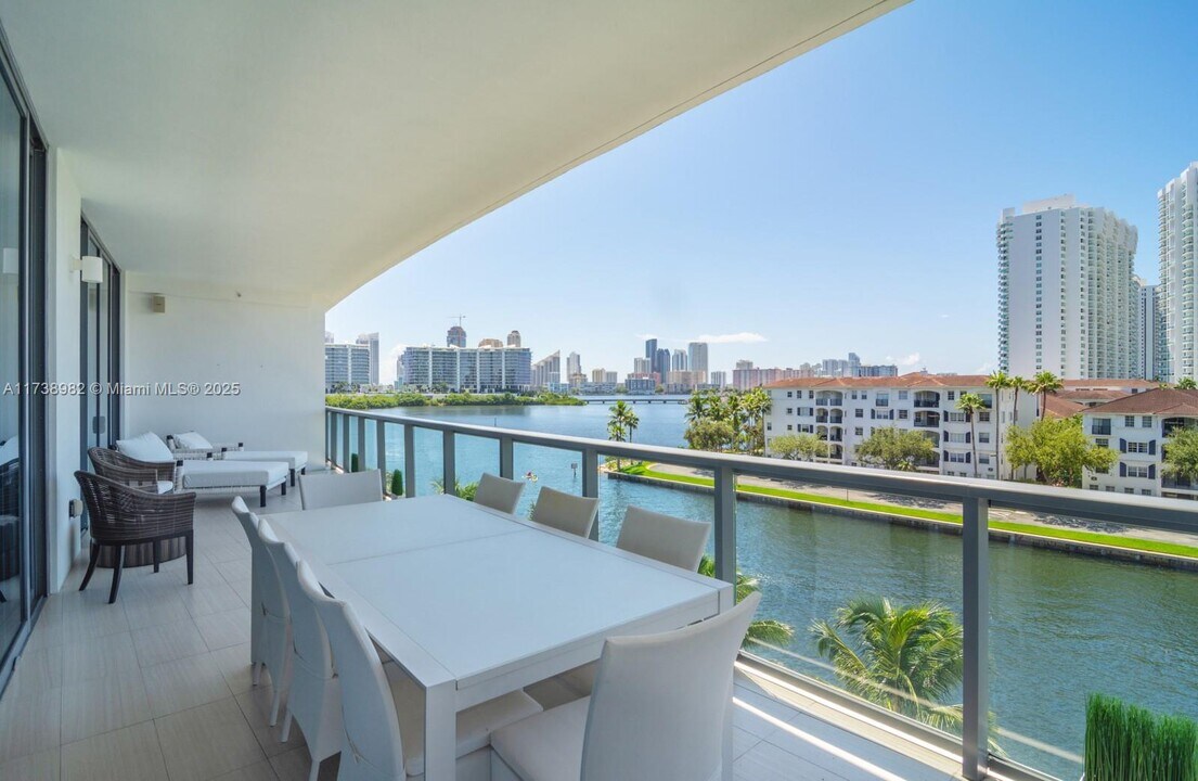 3250 NE 188th St, Unit # 406 in Aventura, FL - Building Photo