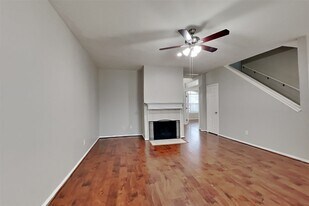 19407 Water Point Trail in Humble, TX - Building Photo