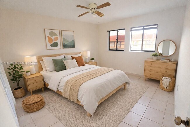 5712 W 25th Ct in Hialeah, FL - Building Photo - Building Photo