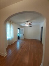 1300 Lorrain St in Austin, TX - Building Photo - Building Photo