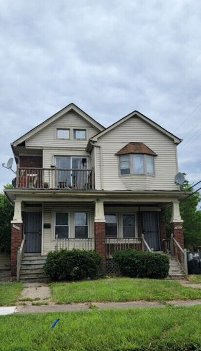 1924 Clements St in Detroit, MI - Building Photo