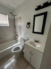 3522 NW 194th Terrace in Miami Gardens, FL - Building Photo - Building Photo