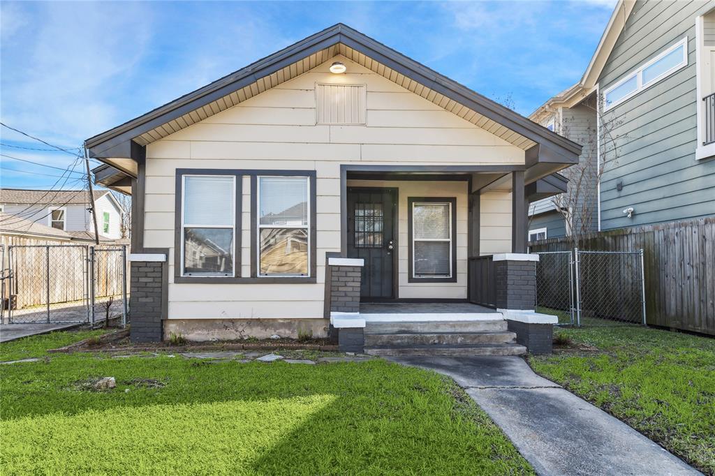 4406 Hershe St in Houston, TX - Building Photo