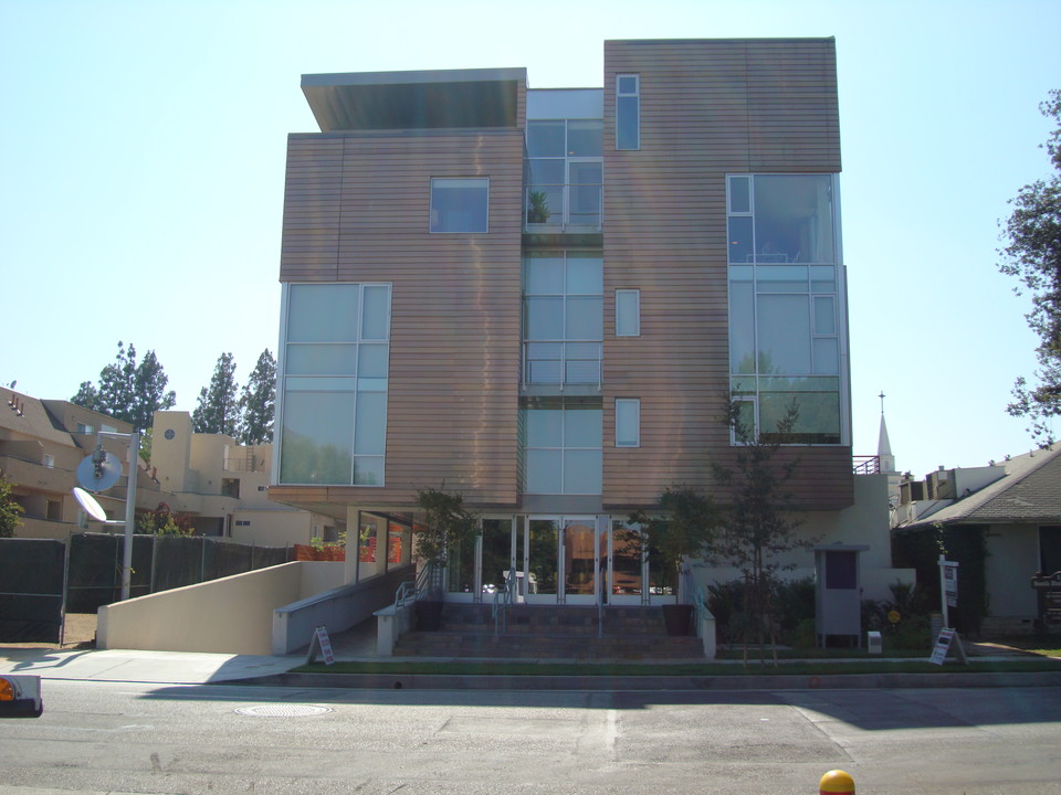 139-153 S Hudson Ave in Pasadena, CA - Building Photo