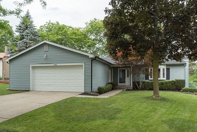 property at 2630 Glenbrook Ct