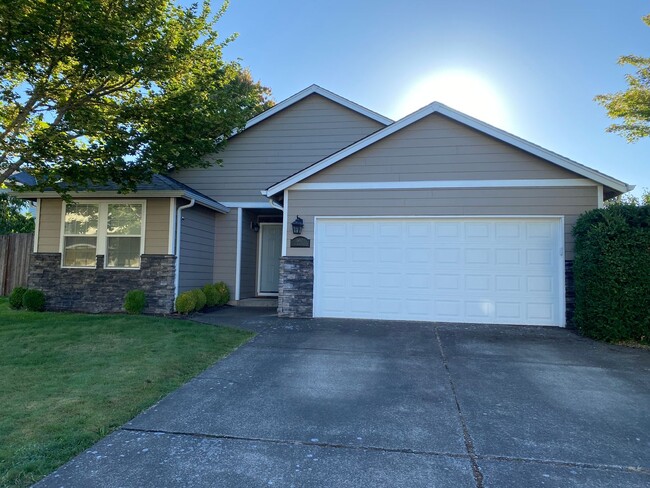 property at 1457 SW Birdie Dr