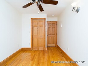 29 Phillips St in Boston, MA - Building Photo - Building Photo
