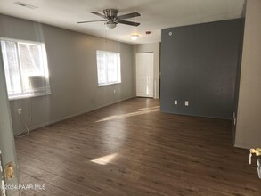 114 S Virginia St-Unit -B in Prescott, AZ - Building Photo - Building Photo