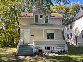 609 Voris St in Peoria, IL - Building Photo