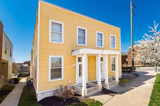 New Village Homes & Whitney Young Townhomes in Columbus, OH - Building Photo - Building Photo