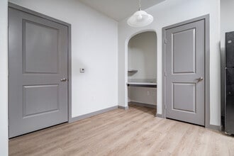 Applewood Ranch Apartments in San Antonio, TX - Foto de edificio - Building Photo