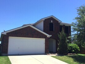 218 Cheyenne Tr in Krum, TX - Building Photo