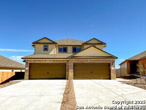 5615 Rio Cyn in Converse, TX - Building Photo