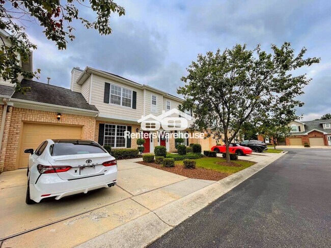 5325 Bramcote Pl in Virginia Beach, VA - Foto de edificio - Building Photo
