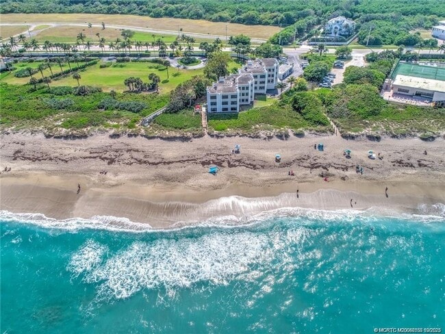 1289 NE Ocean Blvd in Stuart, FL - Building Photo - Building Photo