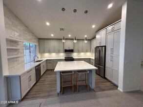 16021 S 43rd Pl in Phoenix, AZ - Building Photo - Building Photo