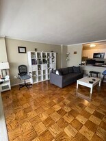 6 Whittier Pl, Unit 16F in Boston, MA - Building Photo