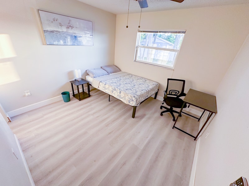 2370 Leon Ave in Sarasota, FL - Building Photo