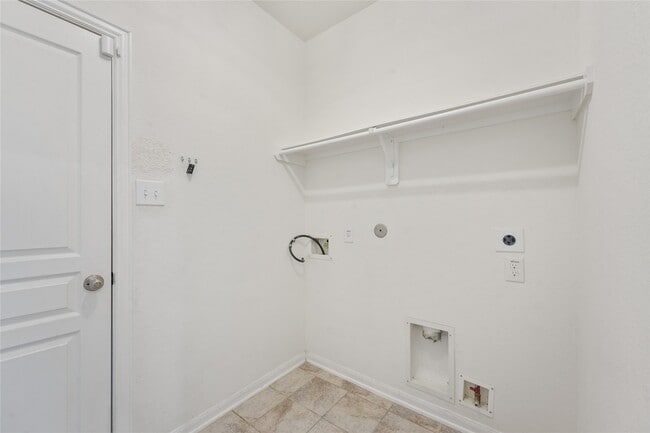 property at 5006 Fairwater Ct