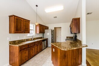 5466 Belle Ridge Dr in Arlington, TN - Building Photo - Building Photo