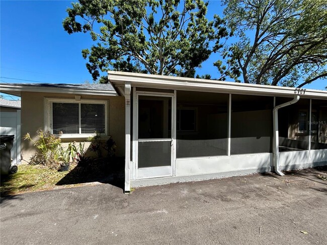 2727 63rd Terrace N in St. Petersburg, FL - Building Photo - Building Photo