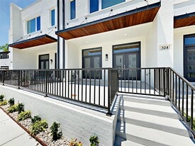 324 Templeton Dr in Fort Worth, TX - Building Photo