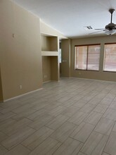 14815 W Port Royale Ln in Surprise, AZ - Building Photo - Building Photo