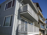 6213 E Seaside Walk in Long Beach, CA - Foto de edificio - Building Photo