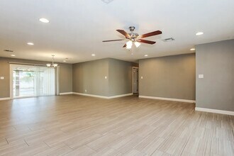 8421 E Hubbell St in Scottsdale, AZ - Building Photo - Building Photo